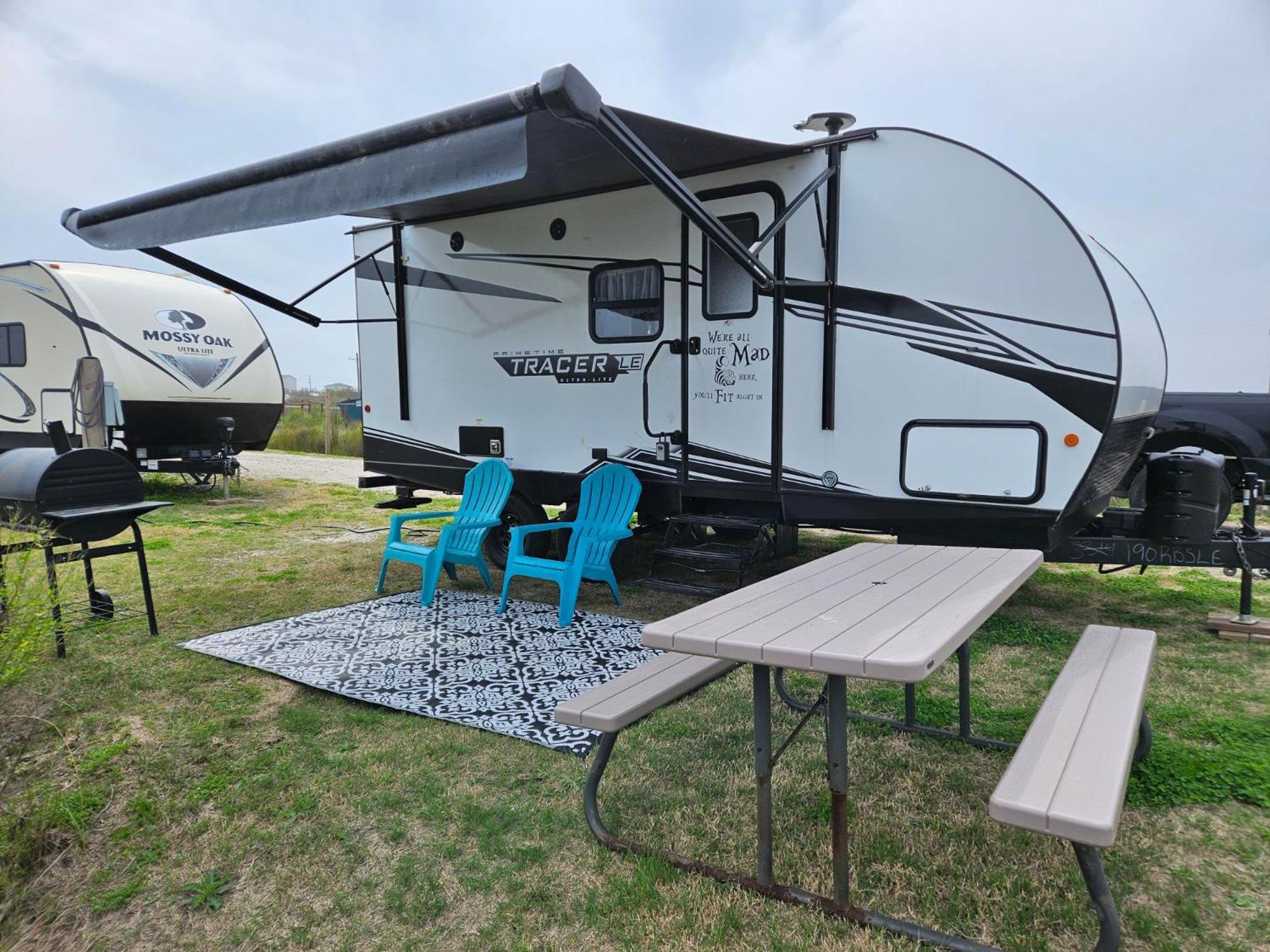 Hailey'S Beach-N-Bay Rv Resort Gilchrist Exterior photo